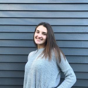 Meet your Posher, Isabel